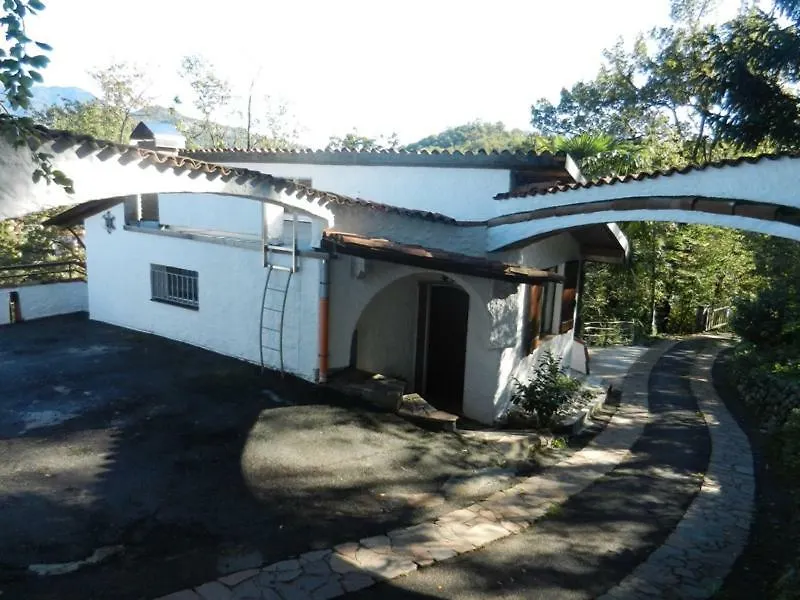 Vakantiehuis Casa Nel Bosco Villa Reno Di Leggiuno
